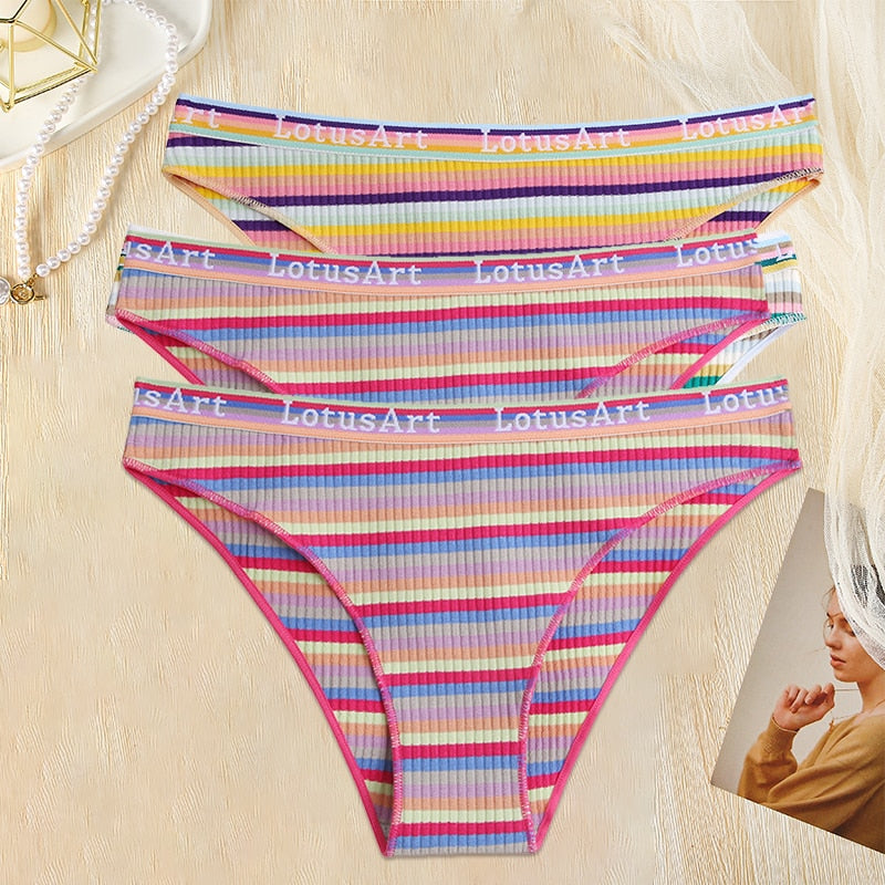 Seamless Colorful Stripe Letter Waistband Panties